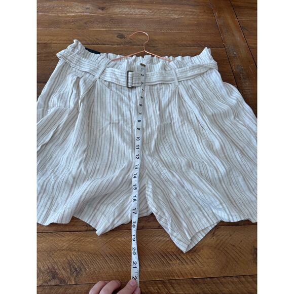 Banana republic factory size 18 new with tag linen blend shorts - Picture 6 of 9